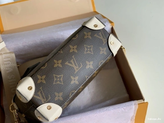 PETITE MALLE LOUIS SOUPLE VUITTON 0428